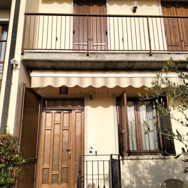 casa indipendente in vendita a Sant'Ambrogio di Valpolicella