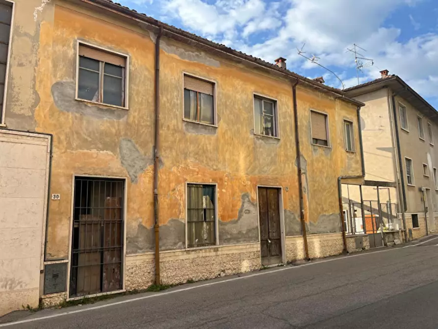 appartamento in vendita a Sant'Ambrogio di Valpolicella in zona Ponton