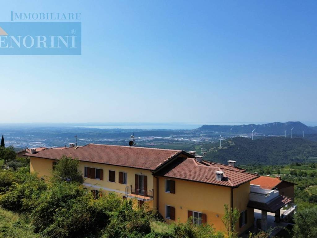 terreno agricolo in vendita a Sant'Ambrogio di Valpolicella