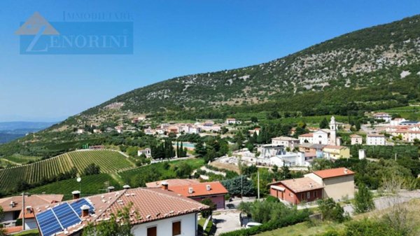 bifamiliare in vendita a Sant'Ambrogio di Valpolicella in zona Monte