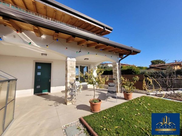 casa indipendente in vendita a Sant'Ambrogio di Valpolicella
