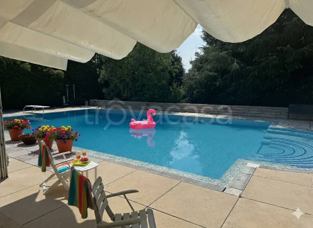 casa indipendente in vendita a Sant'Ambrogio di Valpolicella