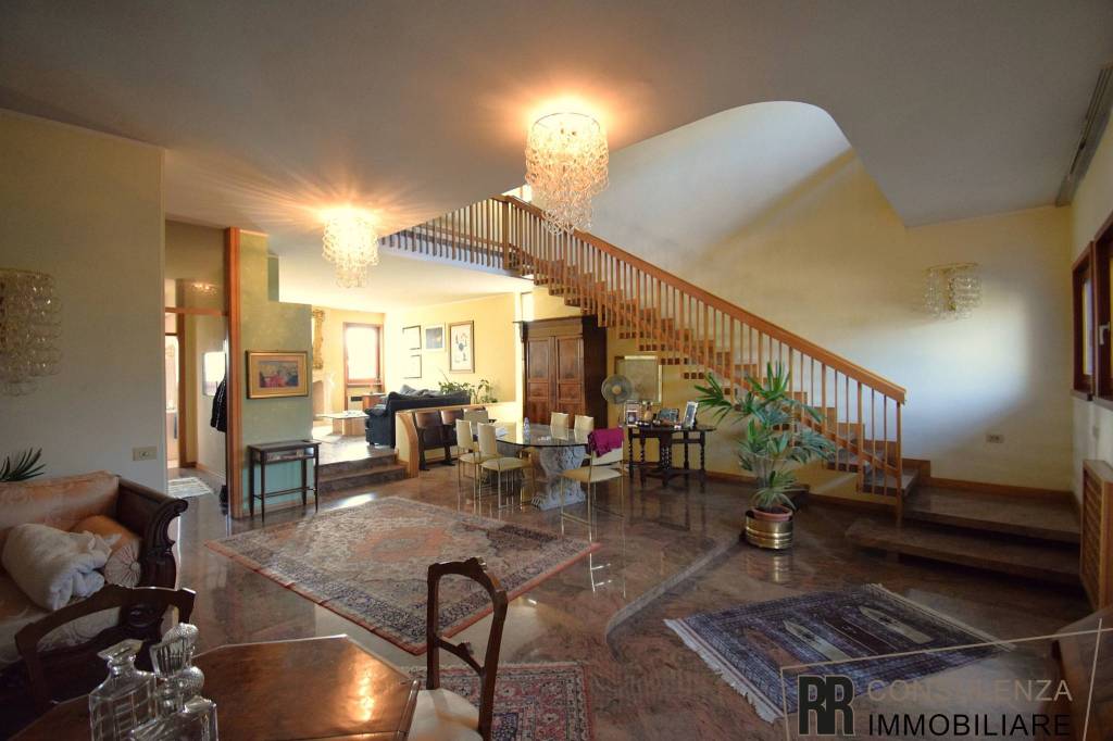 casa indipendente in vendita a Sant'Ambrogio di Valpolicella