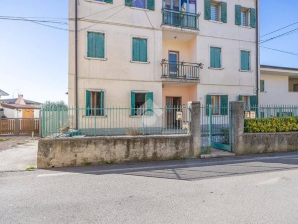 appartamento in vendita a Sant'Ambrogio di Valpolicella