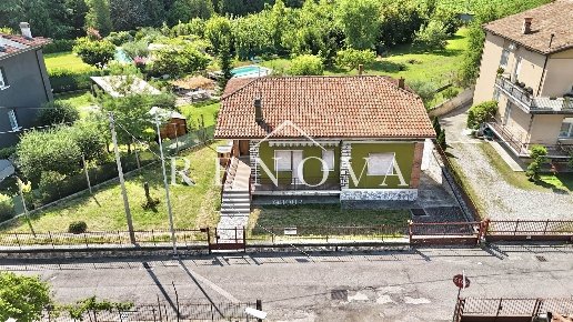 casa indipendente in vendita a Sant'Ambrogio di Valpolicella in zona Domegliara