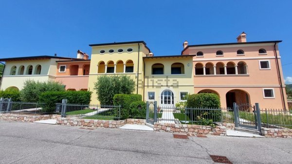 appartamento in vendita a Sant'Ambrogio di Valpolicella