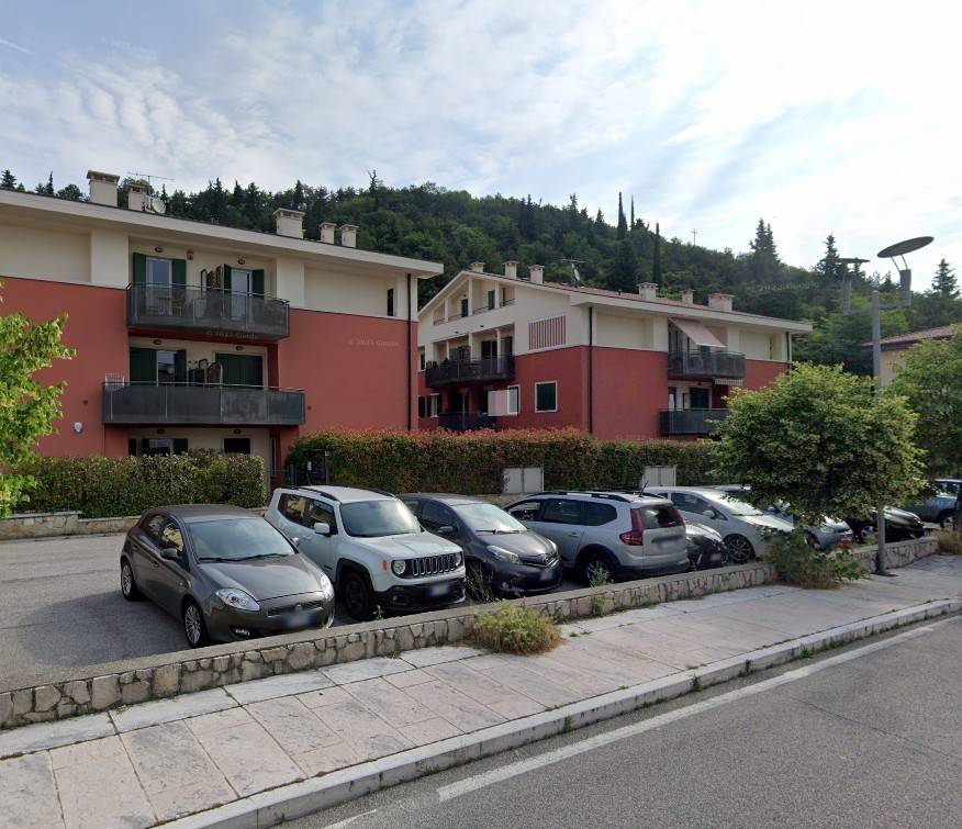 locale di sgombero in vendita a Sant'Ambrogio di Valpolicella