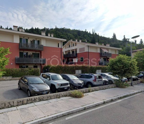 locale di sgombero in vendita a Sant'Ambrogio di Valpolicella