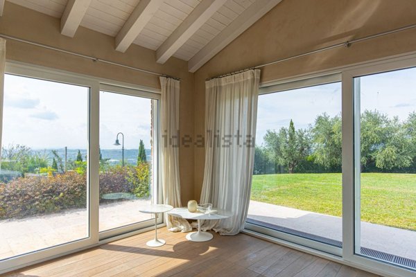 casa indipendente in vendita a Sant'Ambrogio di Valpolicella