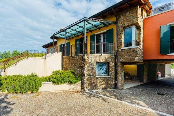 casa indipendente in vendita a Sant'Ambrogio di Valpolicella
