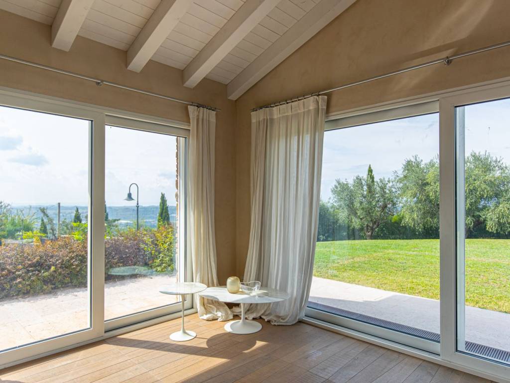 casa indipendente in vendita a Sant'Ambrogio di Valpolicella