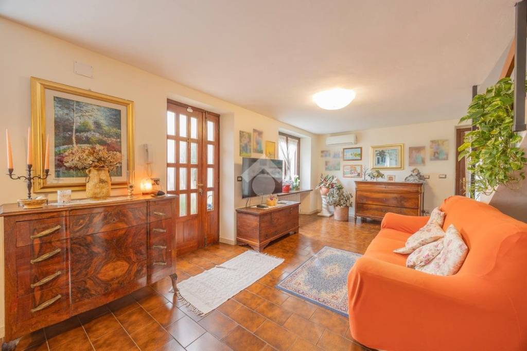 casa indipendente in vendita a Sant'Ambrogio di Valpolicella