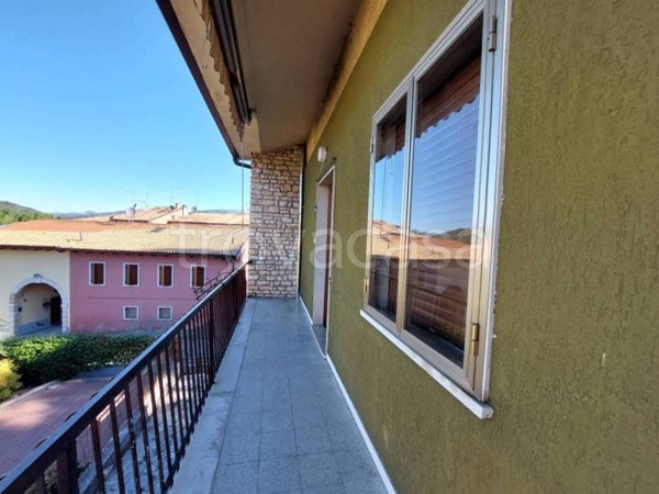 appartamento in vendita a Sant'Ambrogio di Valpolicella in zona Ponton