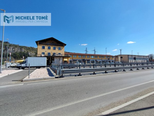 appartamento in vendita a Sant'Ambrogio di Valpolicella in zona Domegliara