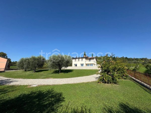 casa indipendente in vendita a Sant'Ambrogio di Valpolicella in zona Domegliara