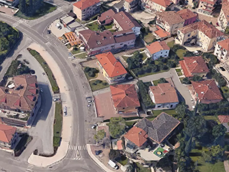 locale di sgombero in vendita a Sant'Ambrogio di Valpolicella in zona Domegliara