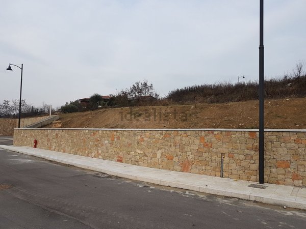 terreno edificabile a Sant'Ambrogio di Valpolicella in zona Domegliara