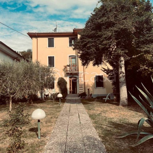casa indipendente in vendita a Sant'Ambrogio di Valpolicella