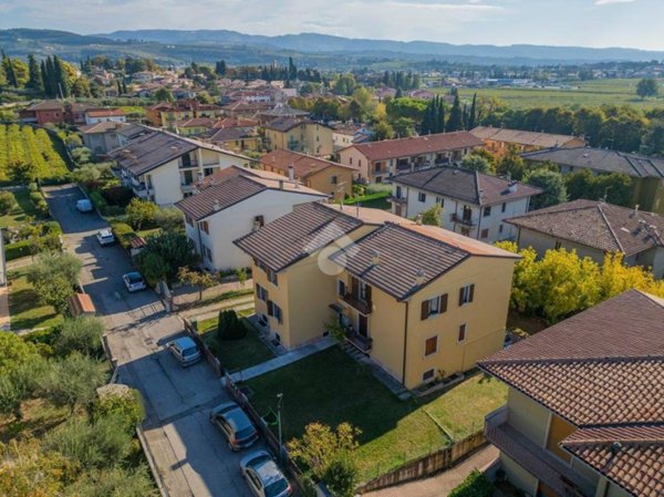 appartamento in vendita a Sant'Ambrogio di Valpolicella in zona Gargagnago