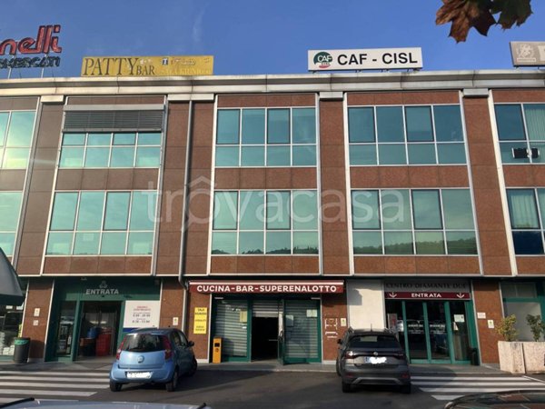 negozio in vendita a Sant'Ambrogio di Valpolicella in zona Domegliara