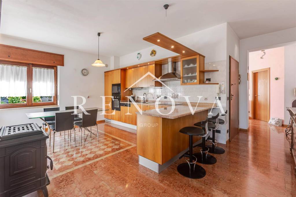 appartamento in vendita a Sant'Ambrogio di Valpolicella in zona Domegliara