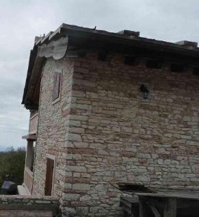 casa indipendente in vendita a Sant'Anna d'Alfaedo