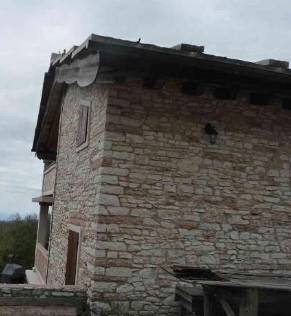 casa indipendente in vendita a Sant'Anna d'Alfaedo