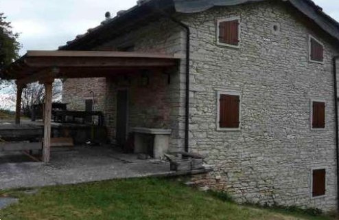 casa indipendente in vendita a Sant'Anna d'Alfaedo