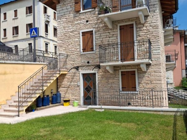 appartamento in vendita a Sant'Anna d'Alfaedo