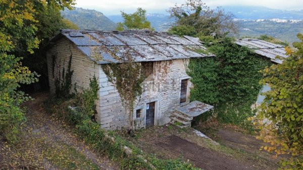 quadrivano in vendita a Sant'Anna d'Alfaedo