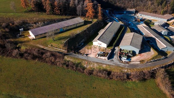 capannone in vendita a Sant'Anna d'Alfaedo