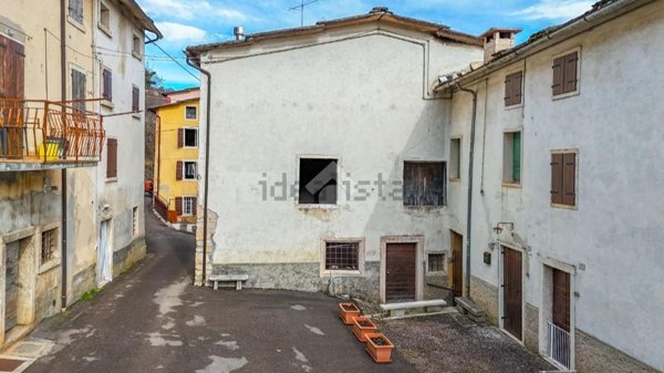 appartamento in vendita a Sant'Anna d'Alfaedo