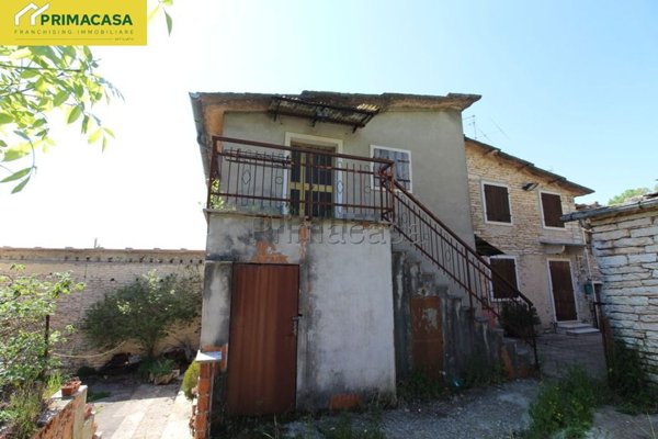 appartamento in vendita a Sant'Anna d'Alfaedo in zona Cerna
