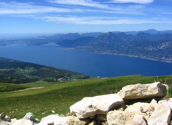 intera palazzina in vendita a San Zeno di Montagna