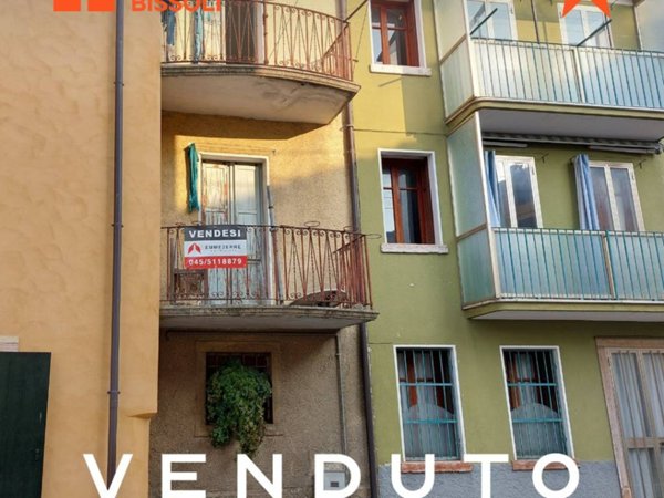 casa indipendente in vendita a San Zeno di Montagna