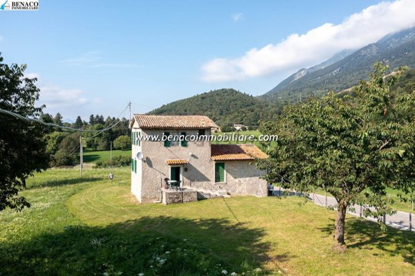 appartamento in vendita a San Zeno di Montagna