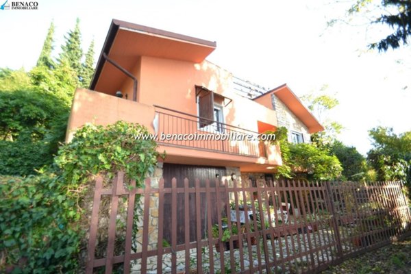 casa indipendente in vendita a San Zeno di Montagna