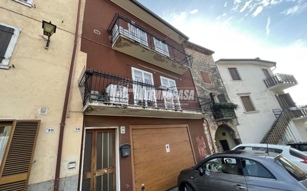 appartamento in vendita a San Zeno di Montagna