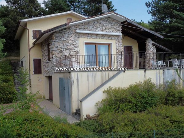 casa indipendente in vendita a San Zeno di Montagna