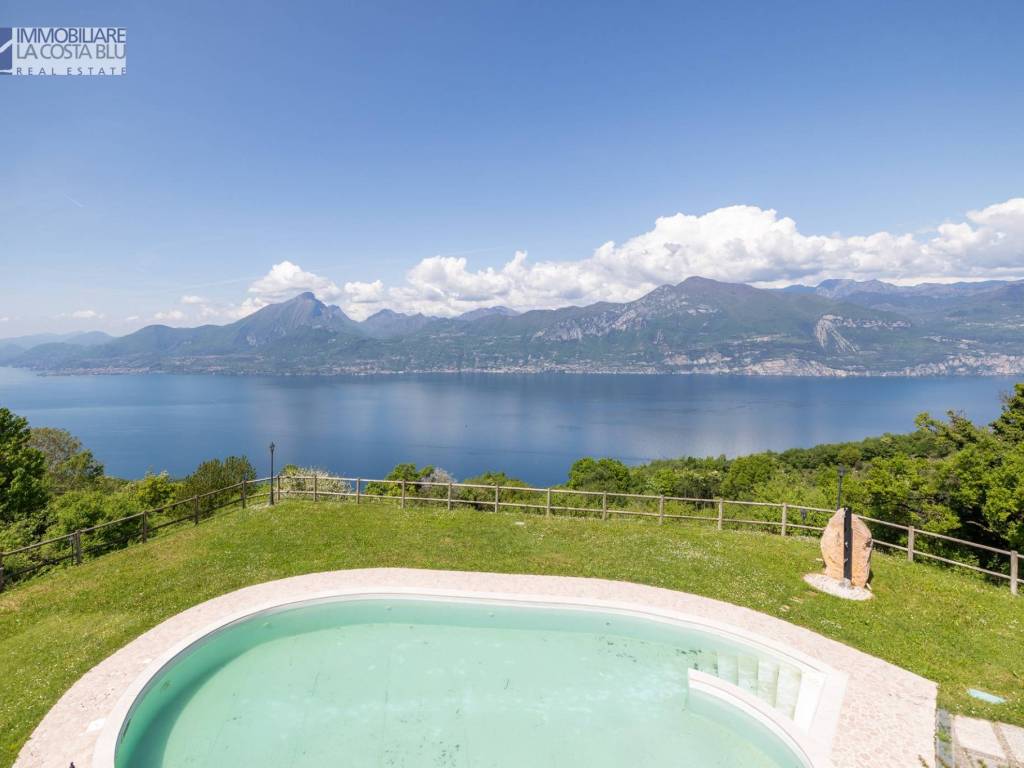 appartamento in vendita a San Zeno di Montagna