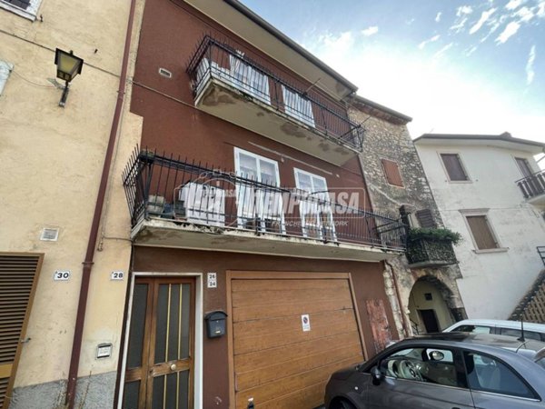 appartamento in vendita a San Zeno di Montagna