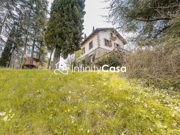 casa indipendente in vendita a San Zeno di Montagna