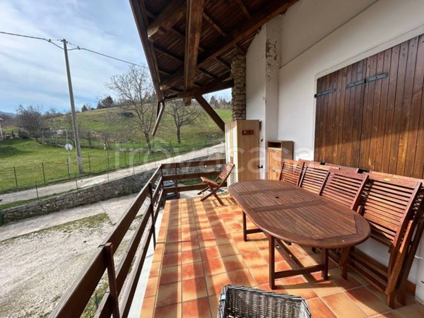 appartamento in vendita a San Zeno di Montagna