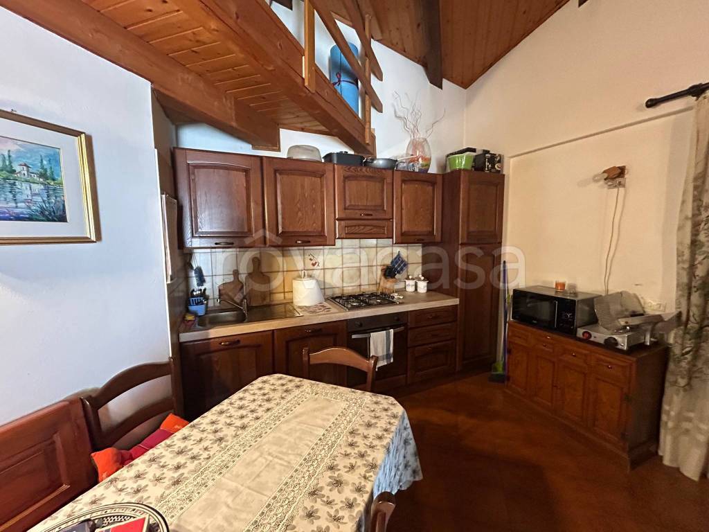 appartamento in vendita a San Zeno di Montagna
