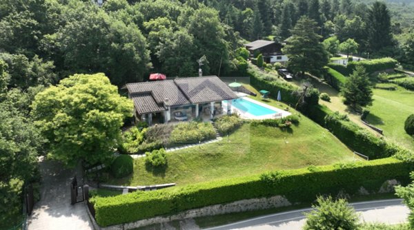 casa indipendente in vendita a San Zeno di Montagna
