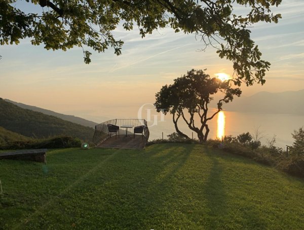 casa indipendente in vendita a San Zeno di Montagna