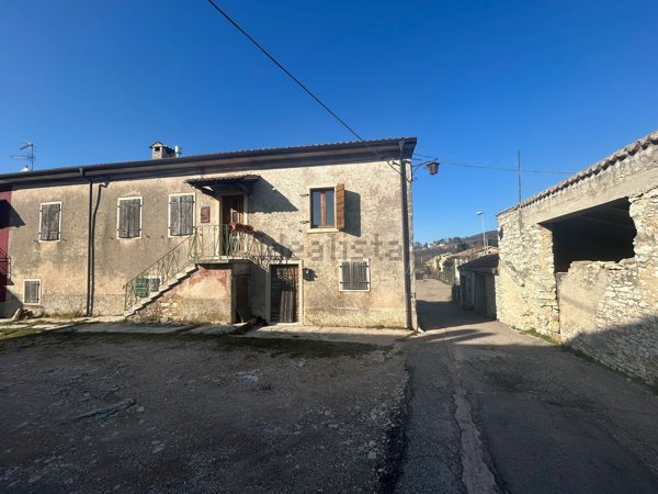 appartamento in vendita a San Zeno di Montagna