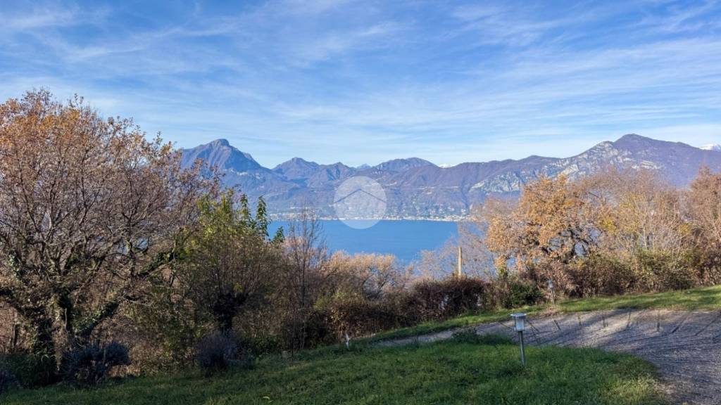 casa indipendente in vendita a San Zeno di Montagna