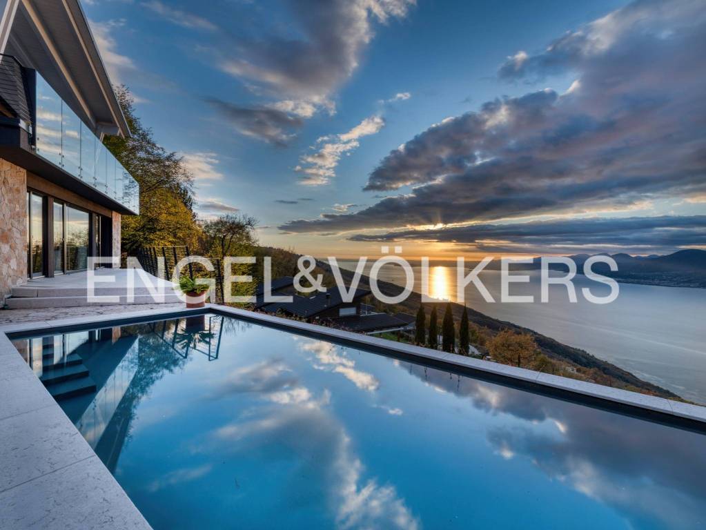 casa indipendente in vendita a San Zeno di Montagna