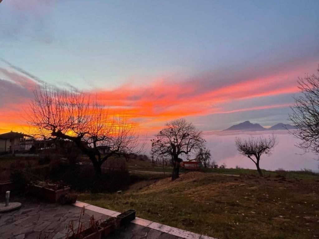 appartamento in vendita a San Zeno di Montagna